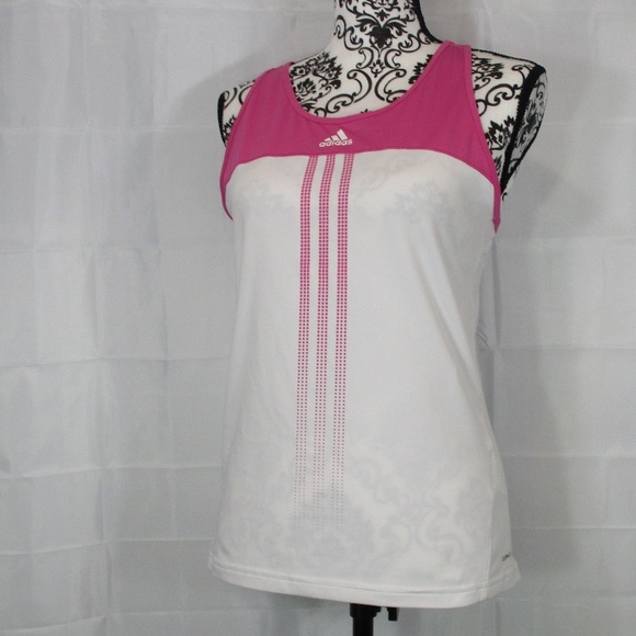 ADIDAS Excersize Top Size Medium - Picture 8 of 8